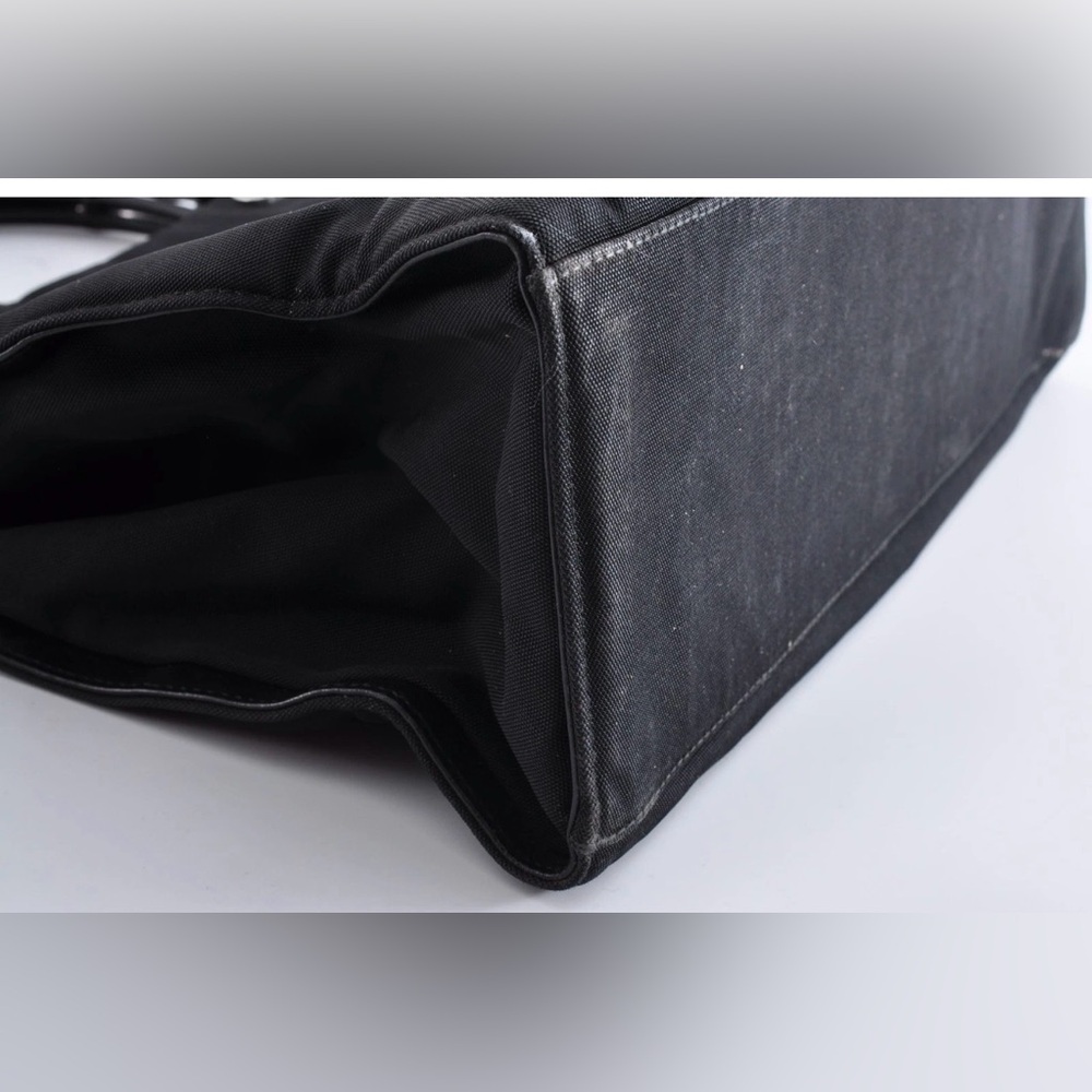 Vintage Gucci black nylon bamboo top handle tote bag pre-owned - Picture 7 of 15